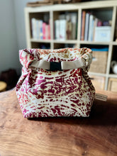 Load image into Gallery viewer, Clover Bag