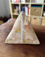 Load image into Gallery viewer, Joey Project Pouch