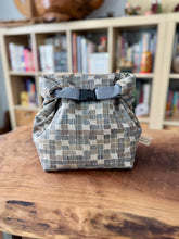 Load image into Gallery viewer, Clover Bag