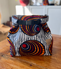 Load image into Gallery viewer, Clover Deluxe