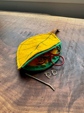Load image into Gallery viewer, Leaf Notions Pouch