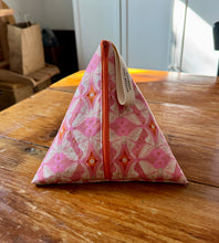 Load image into Gallery viewer, Joey Project Pouch