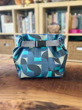 Load image into Gallery viewer, Clover Bag