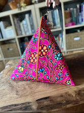 Load image into Gallery viewer, Ojibway Floral Collection