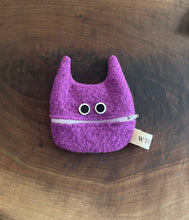 Load image into Gallery viewer, Cat Notions Pouch