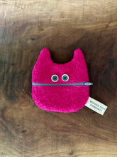 Load image into Gallery viewer, Cat Notions Pouch