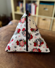 Load image into Gallery viewer, Joey Project Pouch

