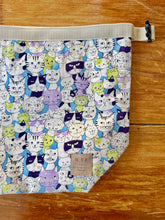 Load image into Gallery viewer, Clover Bag
