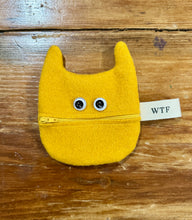 Load image into Gallery viewer, Cat Notions Pouch

