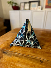 Load image into Gallery viewer, Joey Project Pouch
