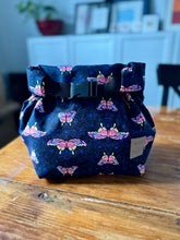 Load image into Gallery viewer, Clover Bag
