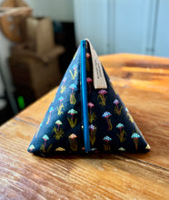 Load image into Gallery viewer, Joey Project Pouch
