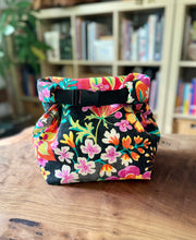 Load image into Gallery viewer, Clover Bag
